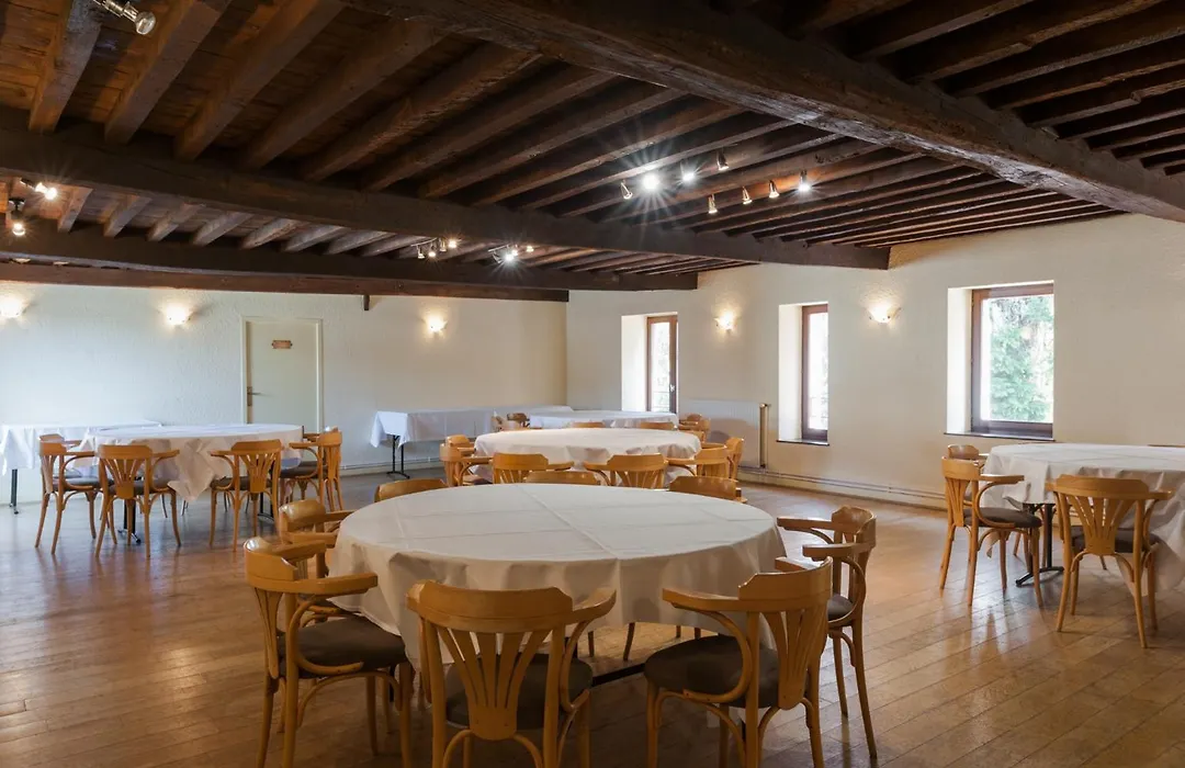 Logis Hôtel Le Parc de Geoffroy-1