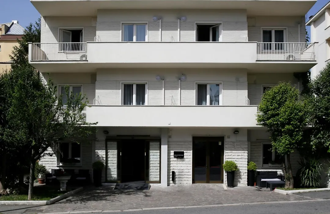 C-Hotels Club House Roma-1