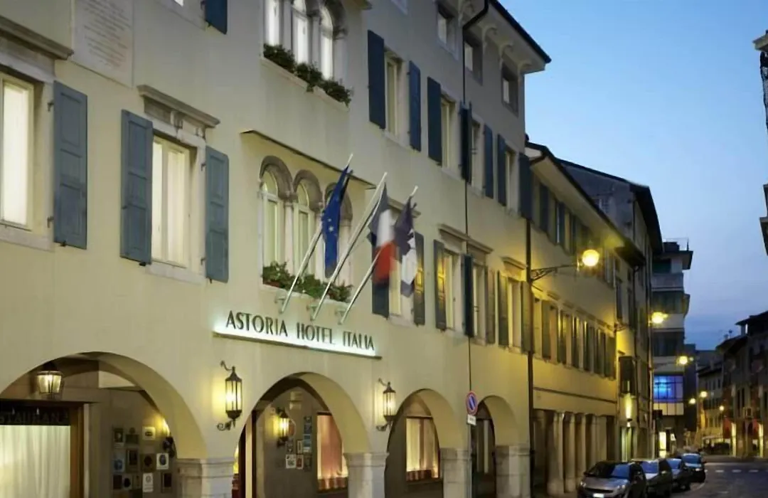 Astoria Hotel Italia-1