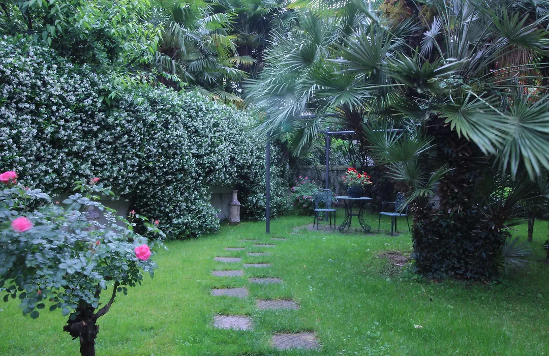 Hotel Charly-1