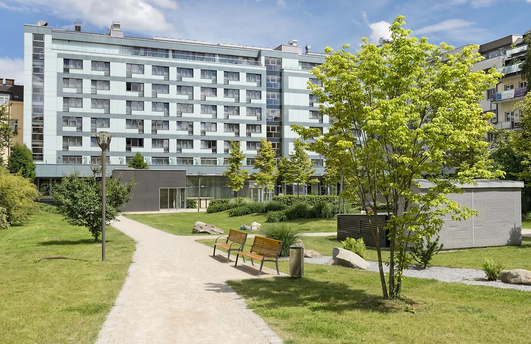 Park Inn by Radisson Linz-1