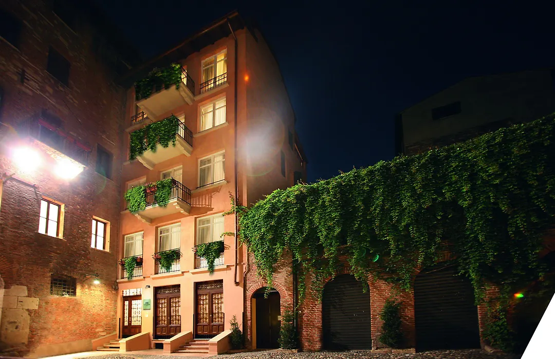 Relais Balcone Di Giulietta-1