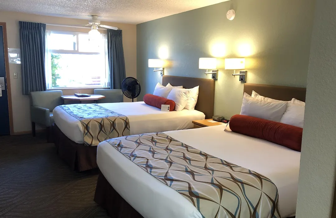 Super 8 By Wyndham Florence Or-1