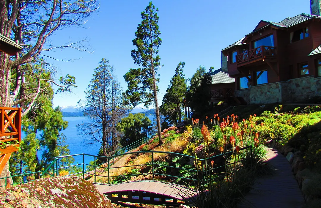 Charming Residences & Suites With Private Spa-1