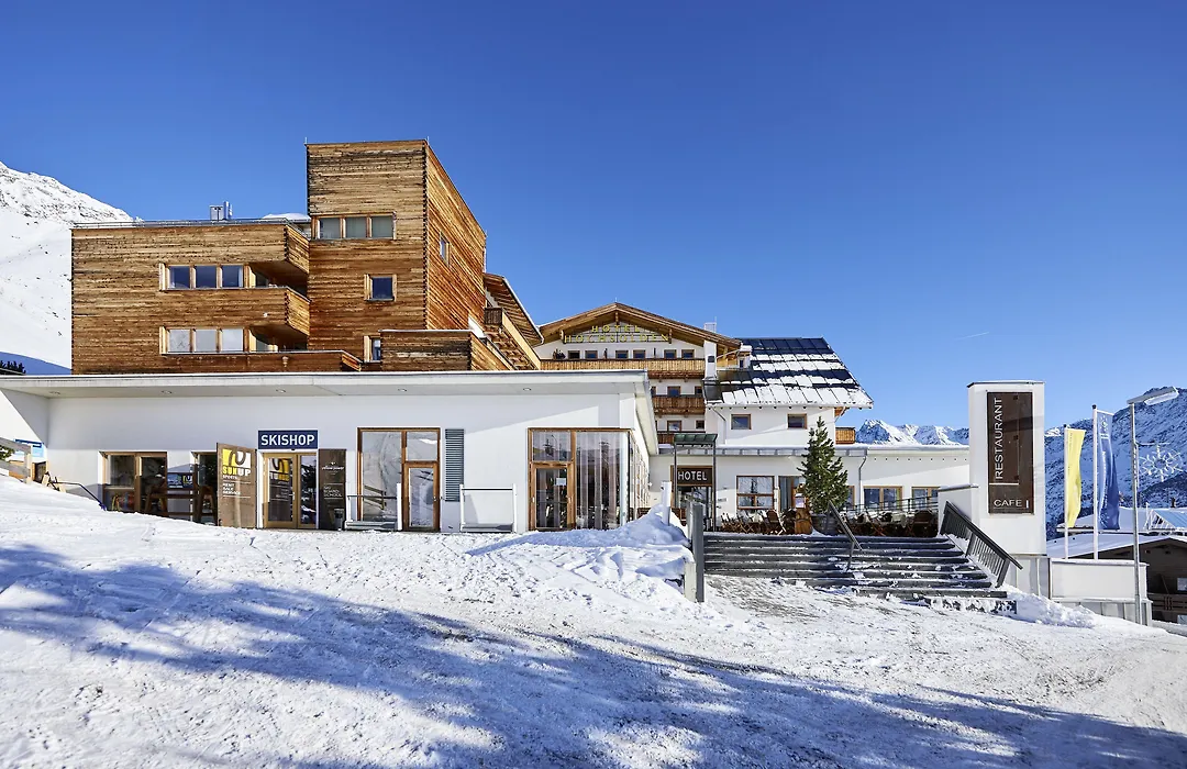 Hotel Hochsoelden-1