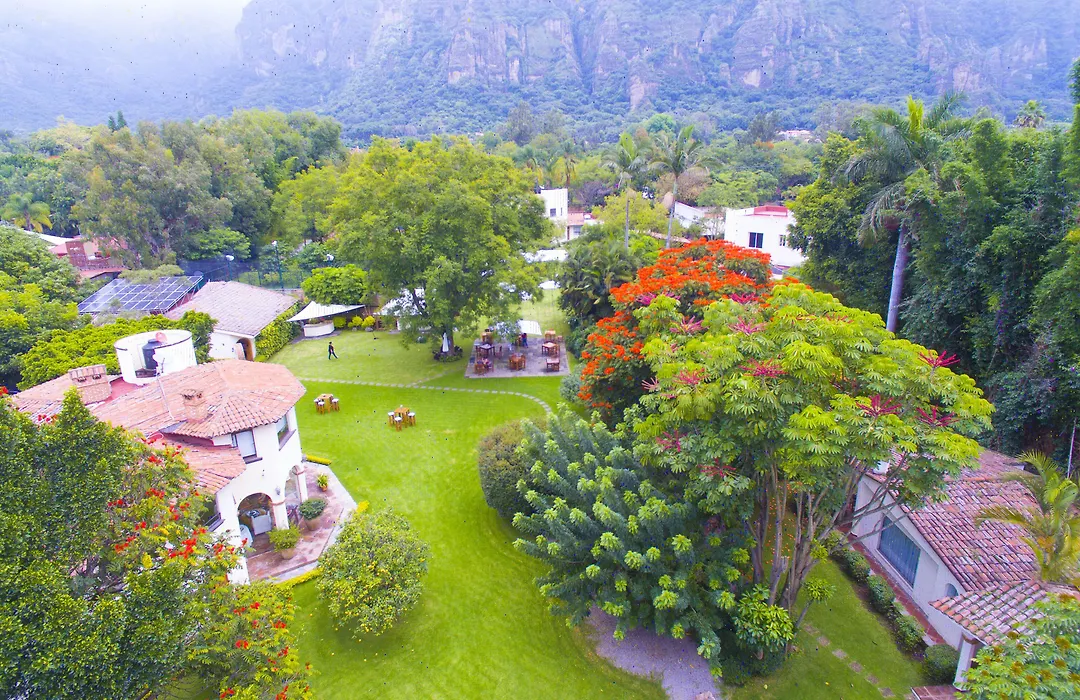 Casa Bugambilia, Un Pequeno Hotel En Tepoztlan-1