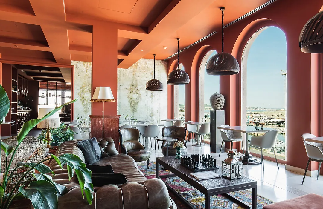 SeePort Hotel-1