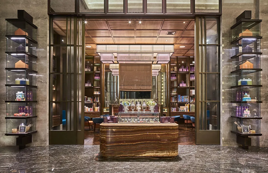Conrad Pune-1