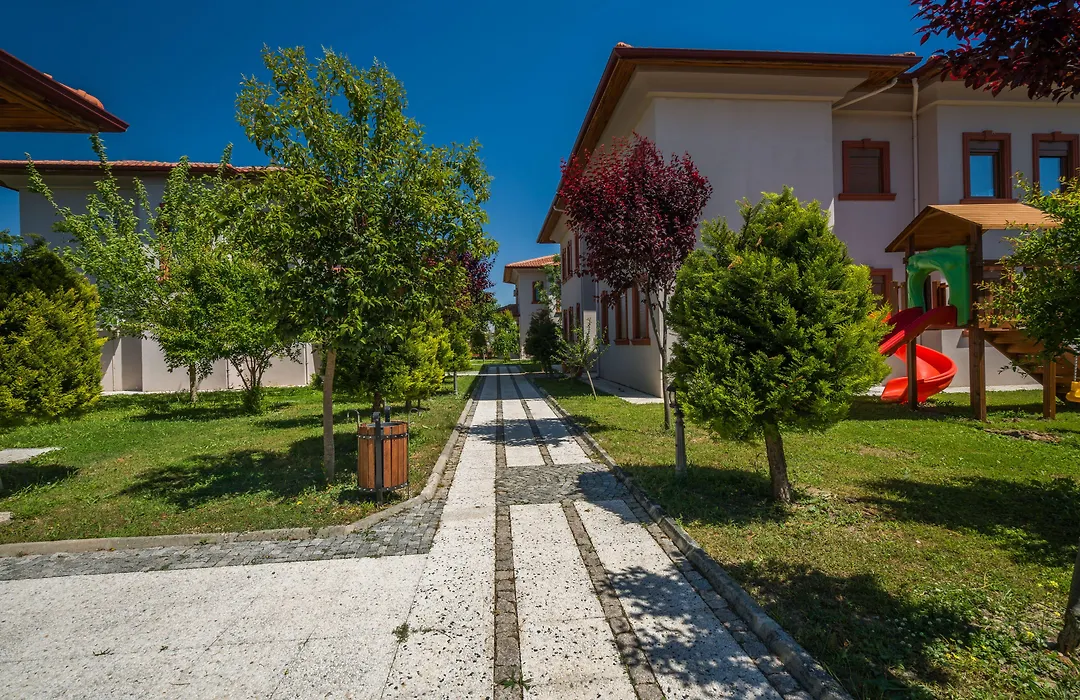 Vista Villa-1