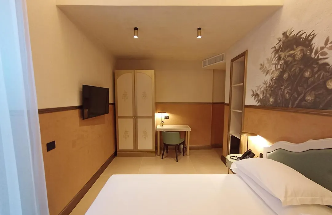 Hotel Palazzo Ognissanti-1