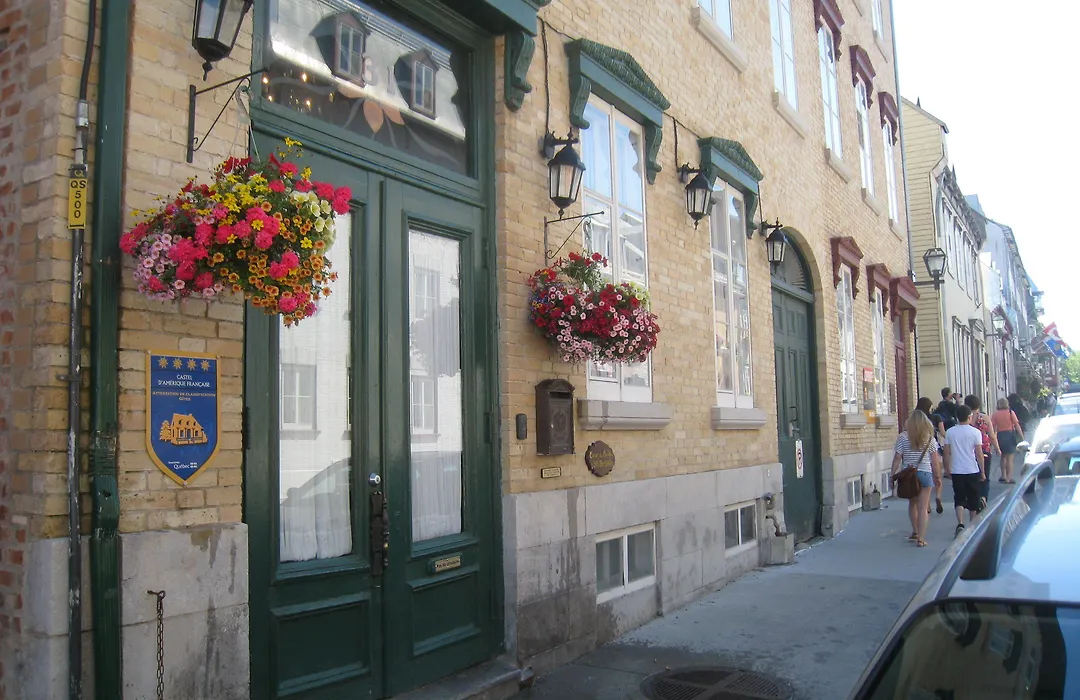 Castel d'Amérique Française-1