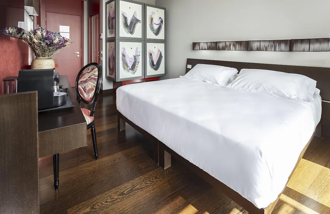 Welcome Hotel-1