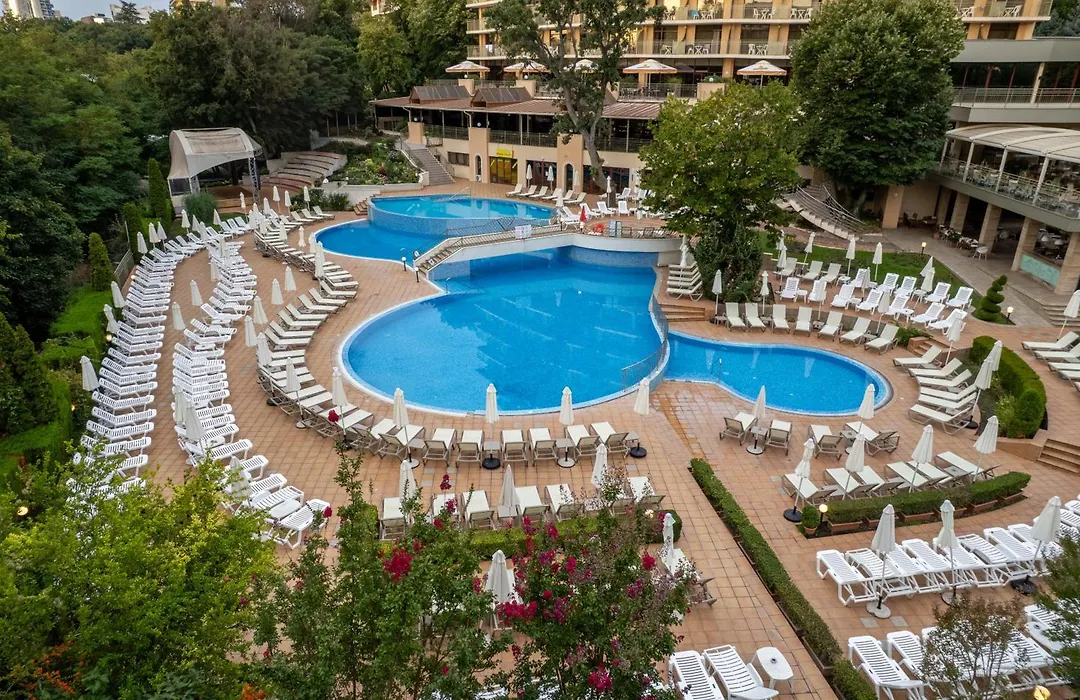 Kristal Hotel-1