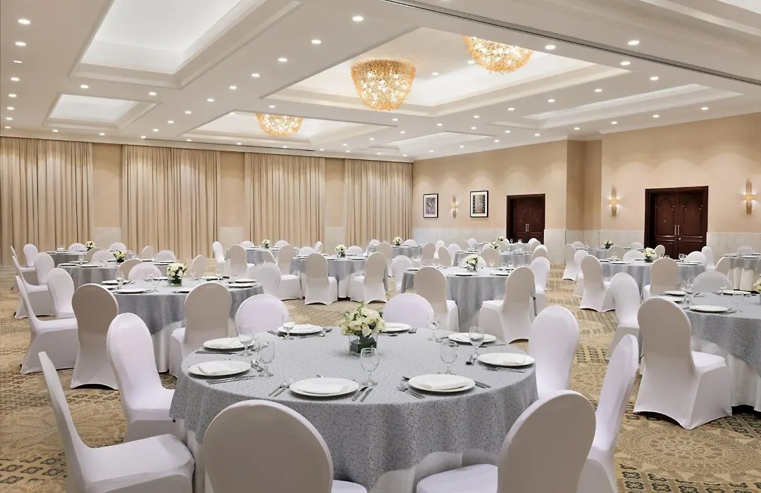 Crowne Plaza Muscat By Ihg-1