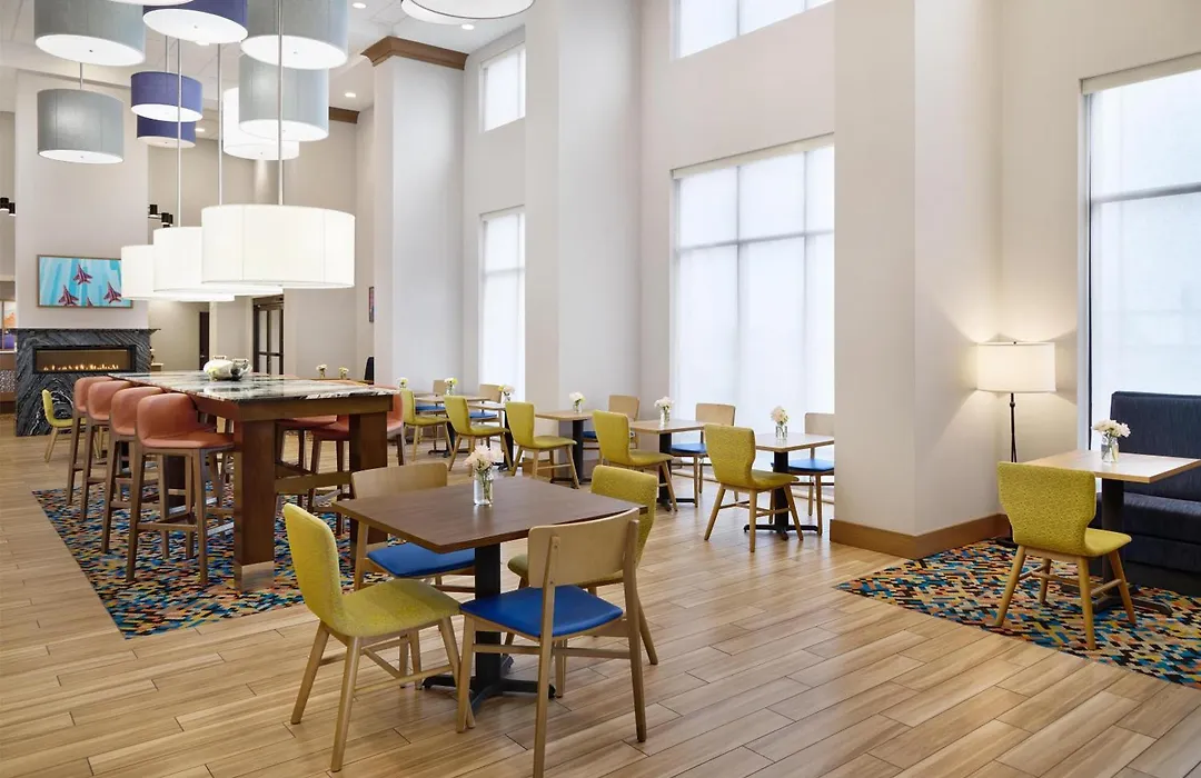 Hampton Inn & Suites Syracuse North Airport Area-1