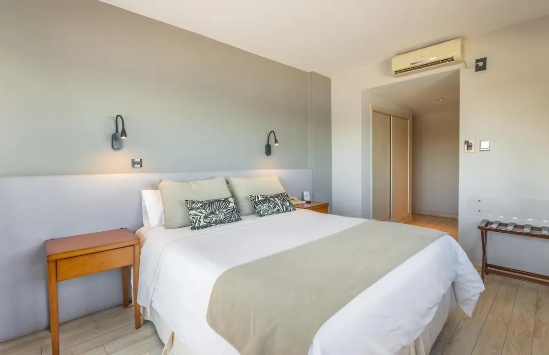 Hotel Las Rocas-1
