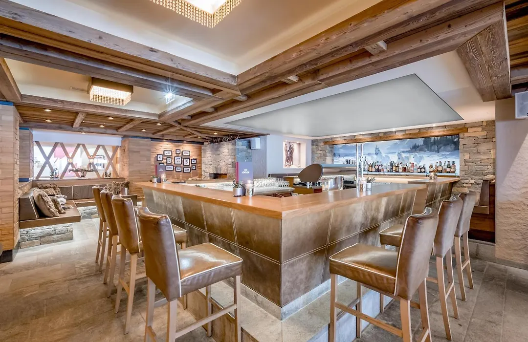 Superior Hotel Edelweiss-1