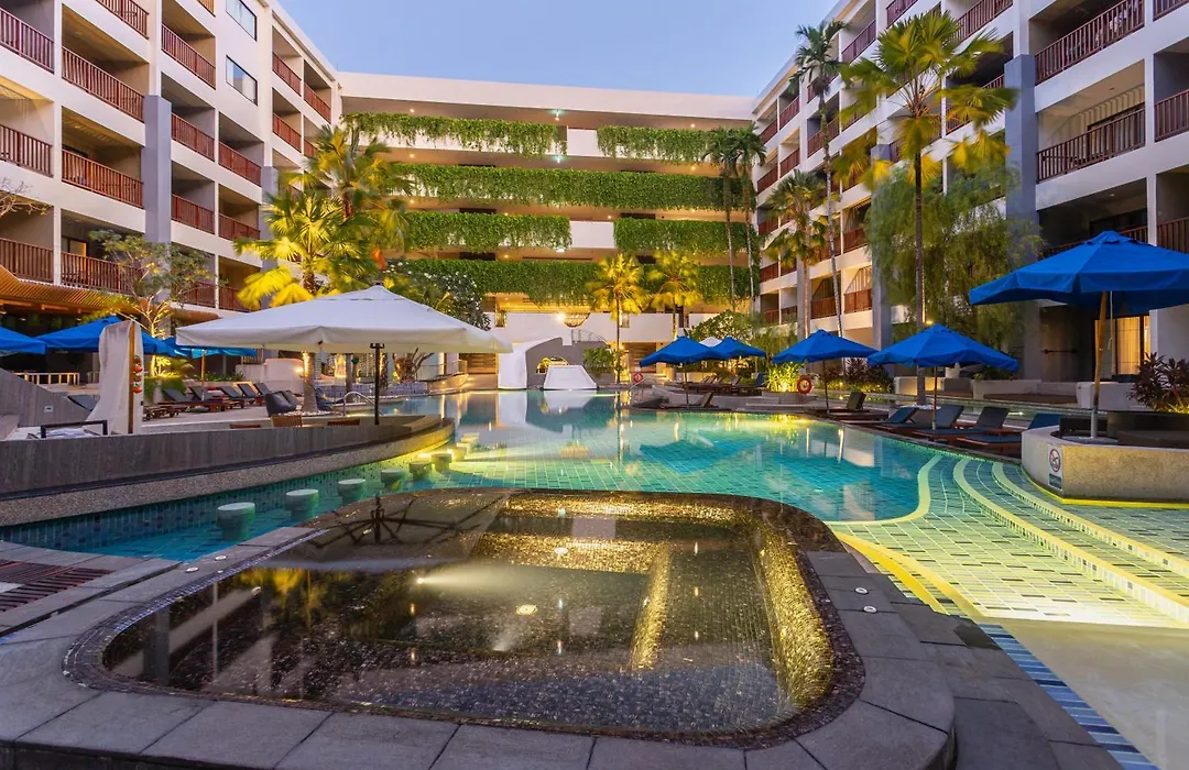 Deevana Plaza Phuket - Sha Extra Plus-1