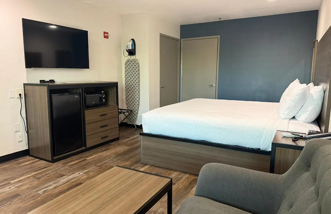Baymont By Wyndham Manteca-1