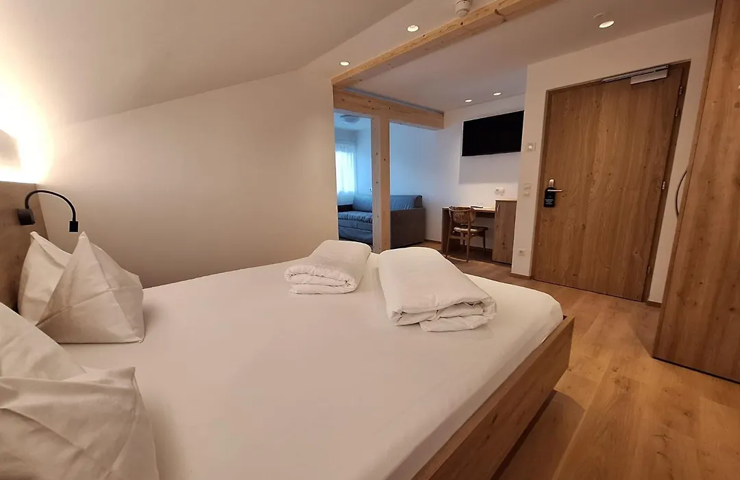 Hotel Pörnbacher-1