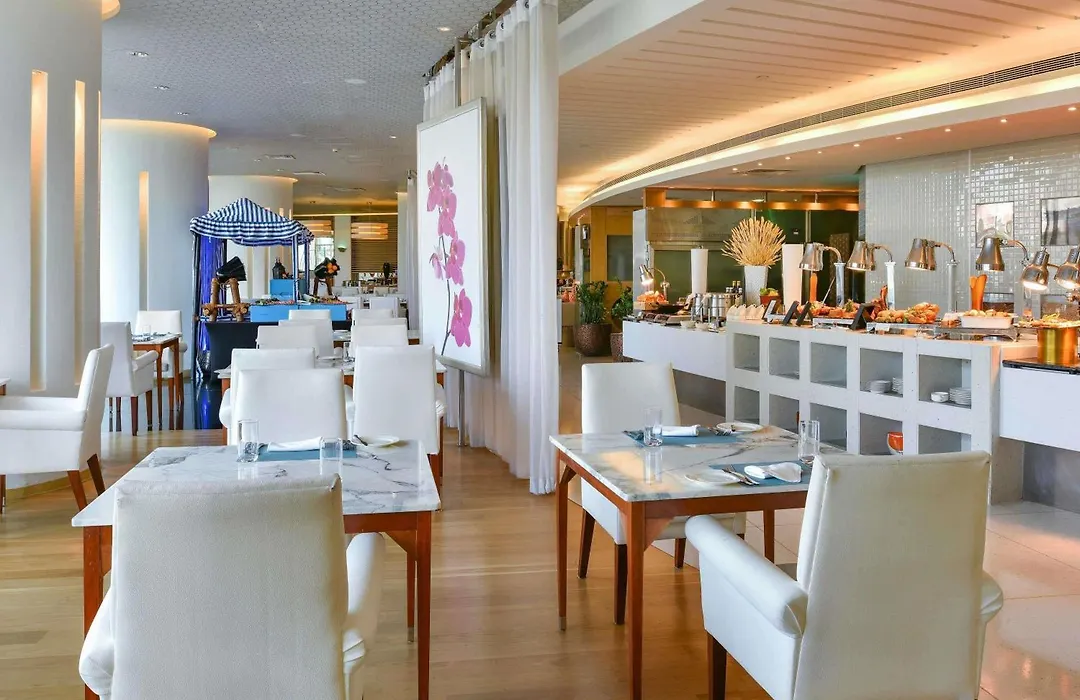 Raffles Dubai-1