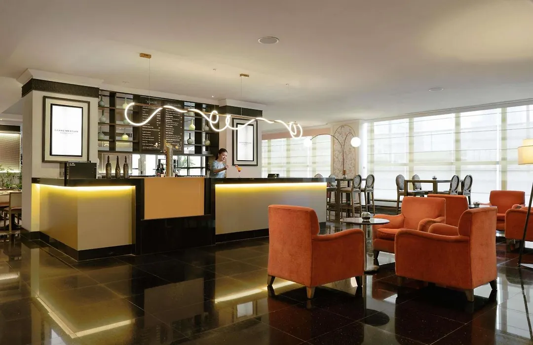 Grand Mercure Bangkok Atrium-1