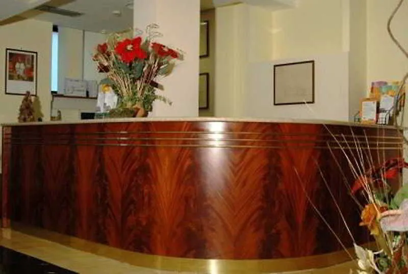 Hotel Executive-1