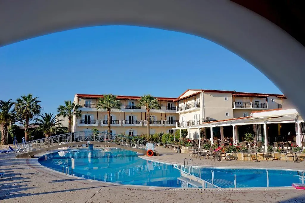 Majestic Hotel & Spa-1