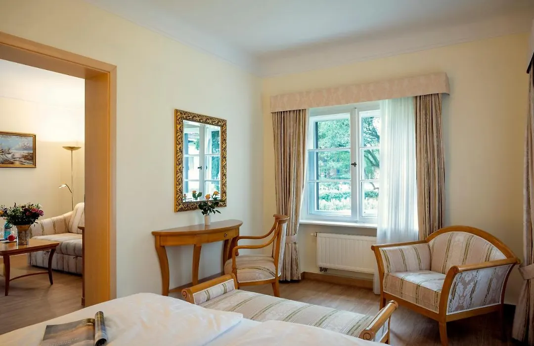 Romantik Hotel Bayrisches Haus Potsdam-1