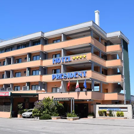 Hotel President Pomezia-3