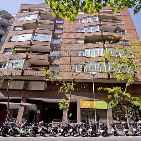 Barcelona City Seven Hostal-2