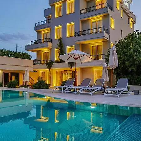 Avanti Hotel & Spa-2