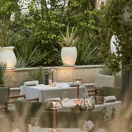 Hotel Barriere Le Gray D'Albion-2