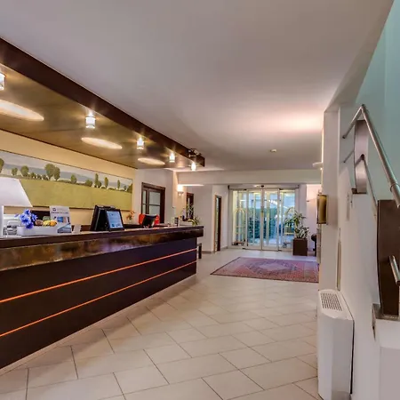 Best Western City Hotel-3
