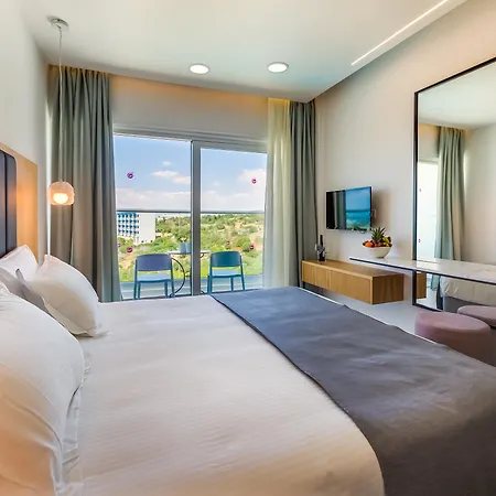 Napa Mermaid Hotel & Suites-2
