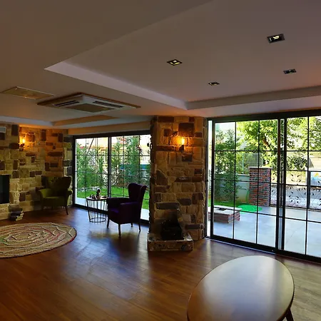 Azuu Boutique Hotel-3