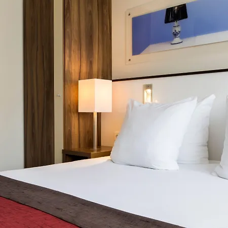 Holiday Inn Eindhoven Centre By Ihg-3