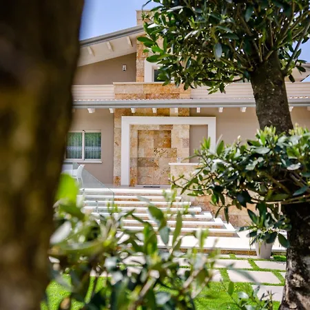 Villa Rocca - Rooms&SPA-3