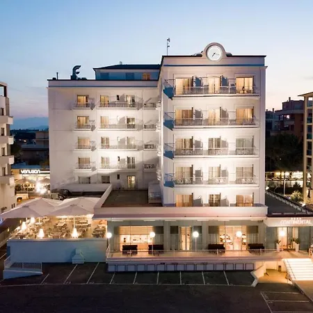 Hotel Continental Rimini-3
