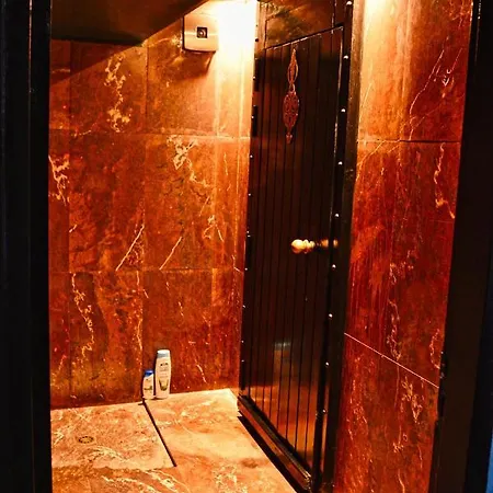 Boutique Hotel La Renaissance - Adults Only-3