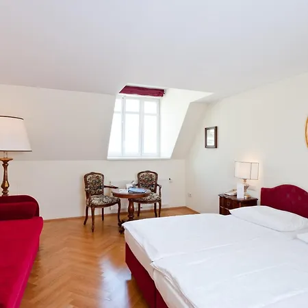 Hotel Regina-3