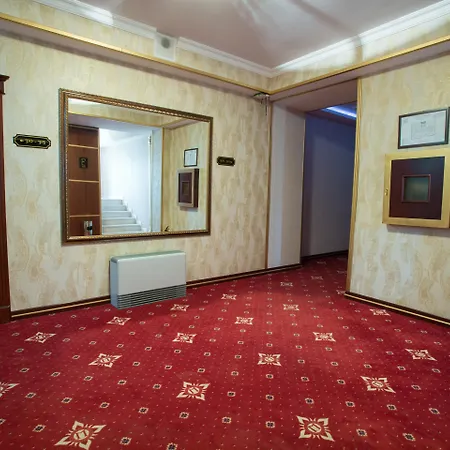 Grand Hotel Baku Central Park-3