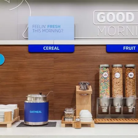 Holiday Inn Express Hotel & Suites York By Ihg-2