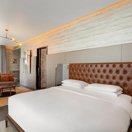 Hyatt Centric Jumeirah Dubai-3