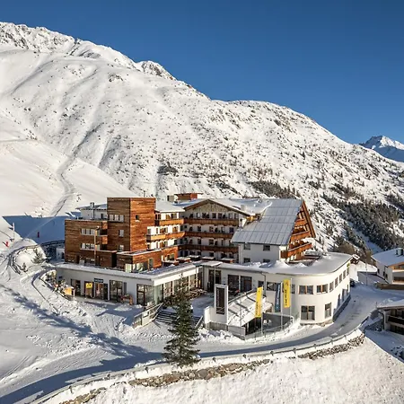 Hotel Hochsoelden-2