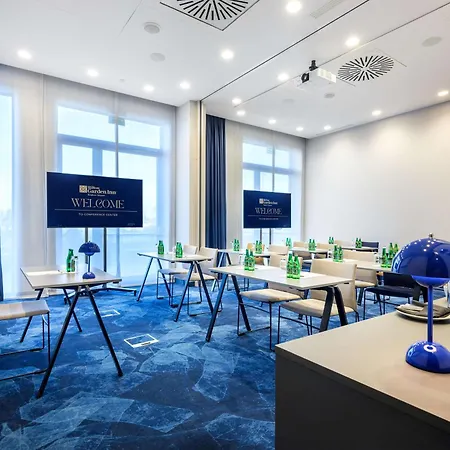 Hilton Garden Inn Krakow Airport-3