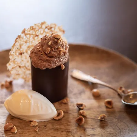Le Chalet Blanc Hotel & Spa-3