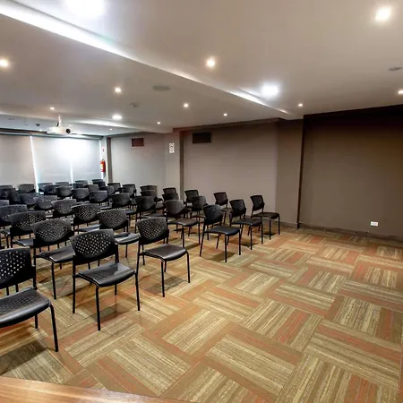 Hampton By Hilton Lima San Isidro-2