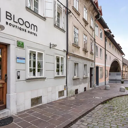 Bloom Hotel-2