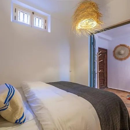 Riad Yannis-2